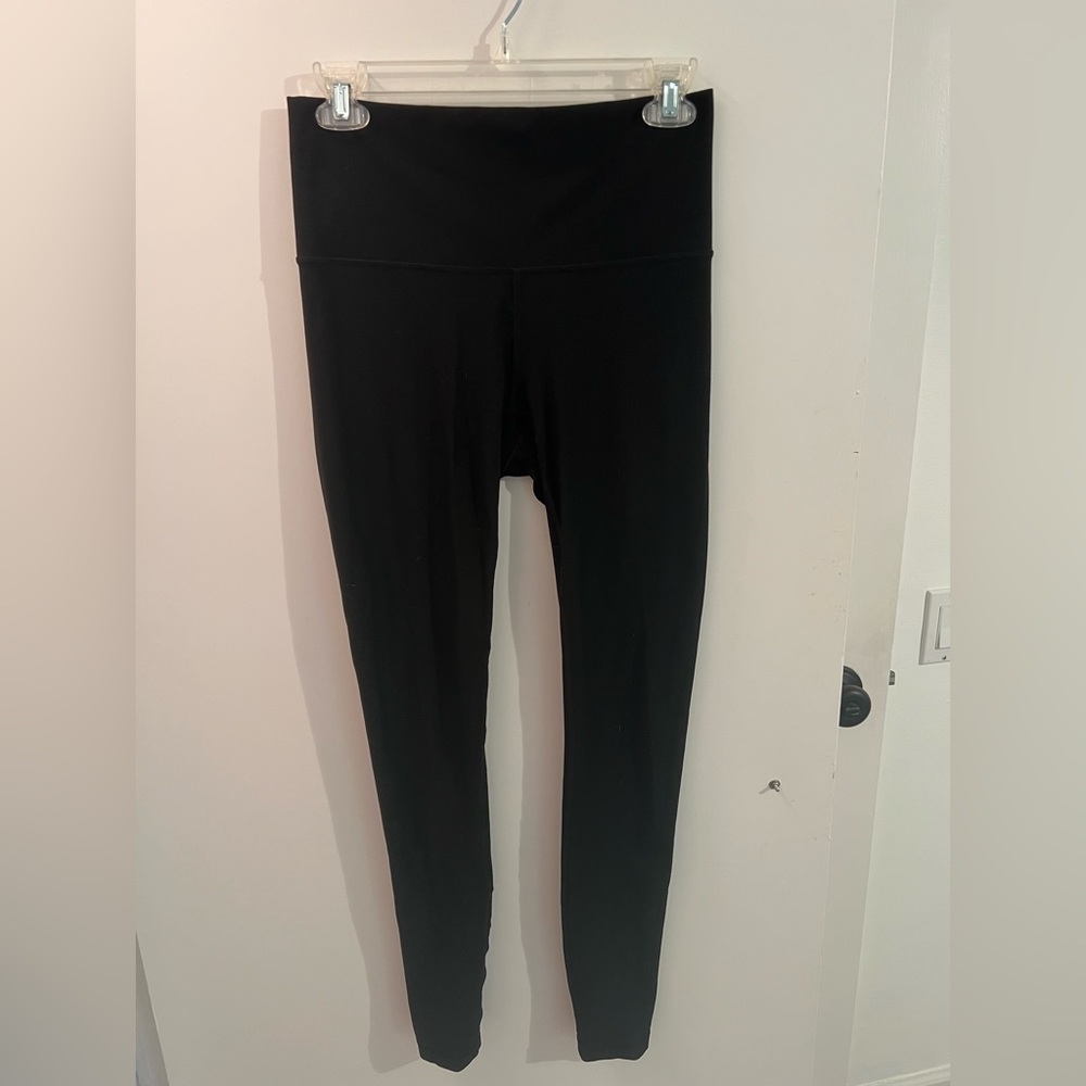 Lululemon Patterned Black Leggings Gem